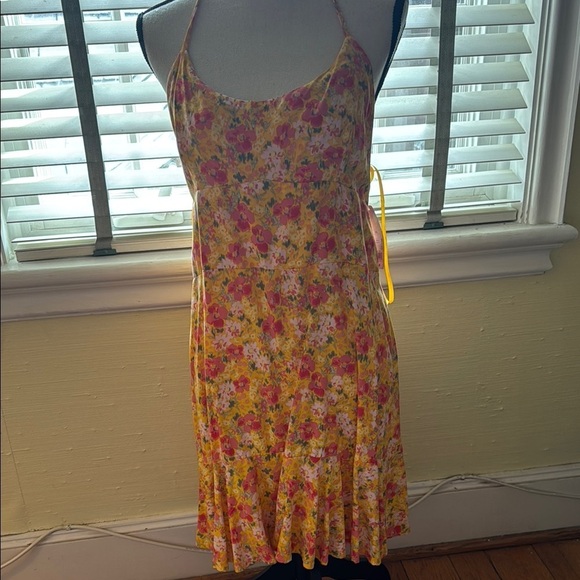 Floral Strappy Tie Back Ruffle Halter Mini Dress - Picture 6 of 12